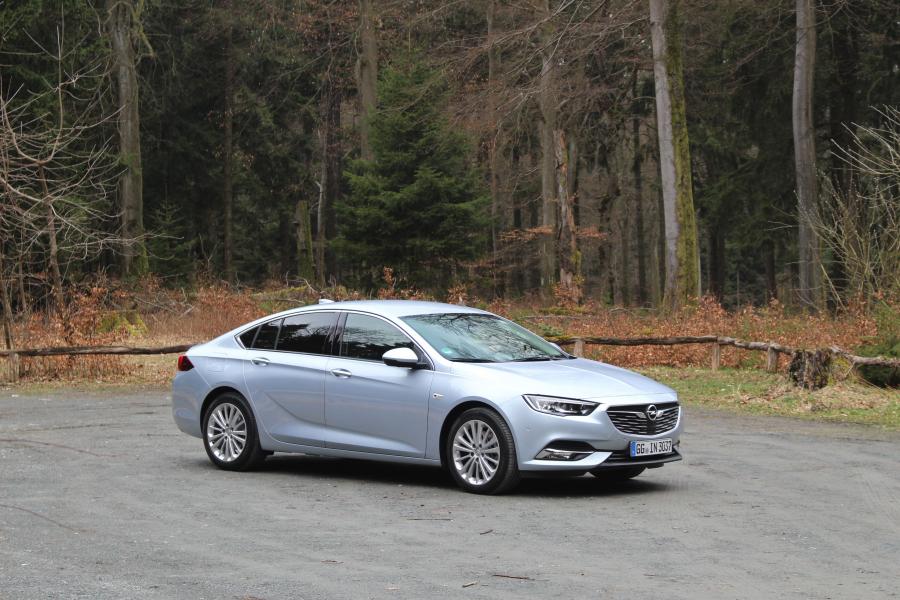  Opel Insignia Grand Sport Turbo D 2017 года  (фото 21 из 29)